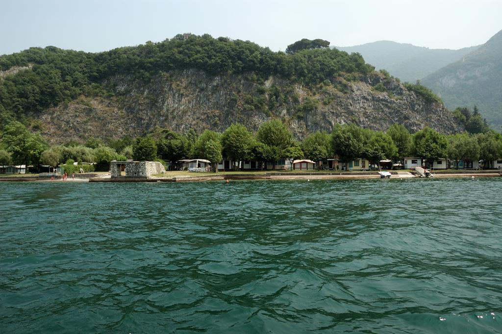 Hotel Camping Pilzone à Iseo Extérieur photo