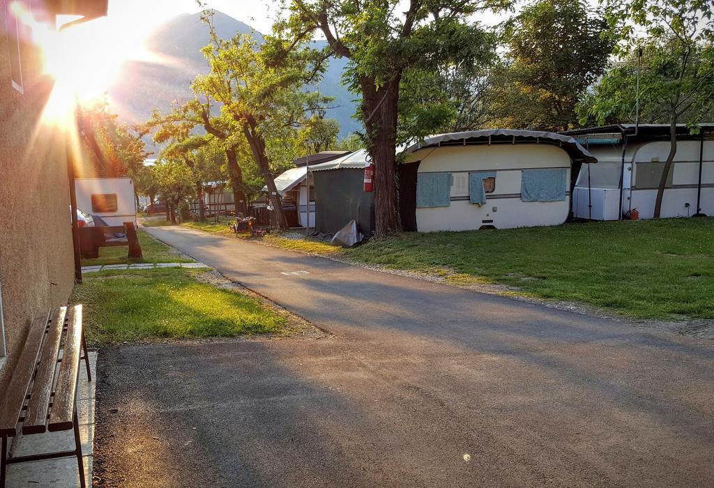 Hotel Camping Pilzone à Iseo Extérieur photo