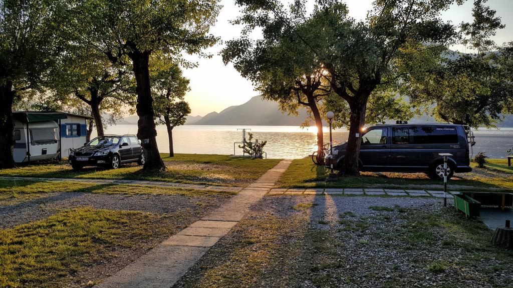 Hotel Camping Pilzone à Iseo Extérieur photo